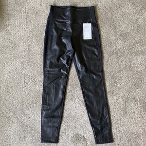 Athleta Delancey Shine Tight Small